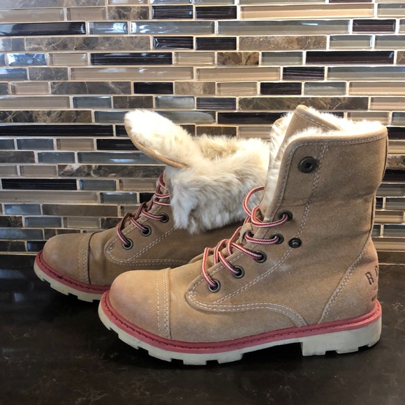 roxy hiking boots